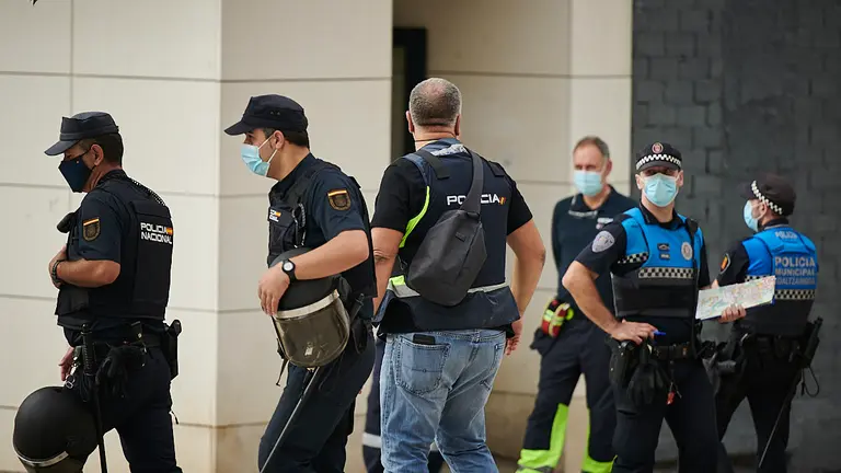 Un hombre se atrinchera en su casa del Soto de Lezkairu. PABLO LASAOSA