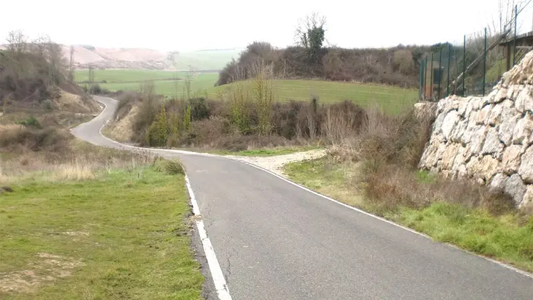 Intersección de la carretera Esparza-Salinas de Pamplona con la vía NA-6000. GOBIERNO DE NAVARRA