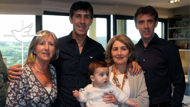 Juana Hermoso de Mendoza (izquierda) junto a sus tres hermanos: Juan Andrés, Feli y Pablo. CEDIDA