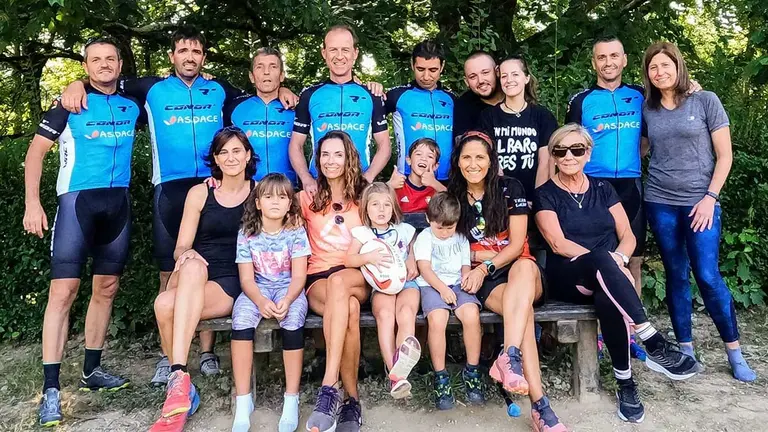 Imagen de algunos de los participantes de la 'Titan Desert 2021'. ASPACE NAVARRA