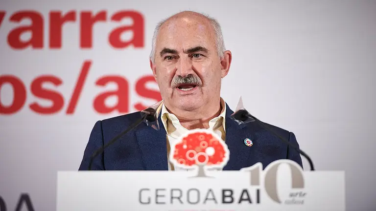 José María Aierdi interviene en el acto de Geroa Bai con motivo del inicio del curso político. PABLO LASAOSA