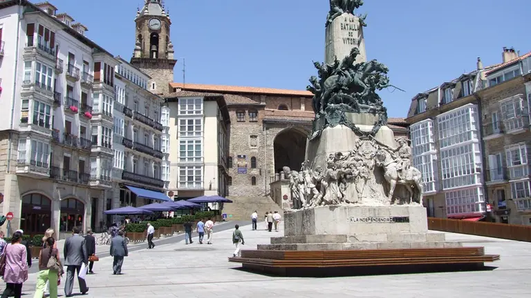 Plaza de la Virgen Blanca en Vitoria. ARCHIVO