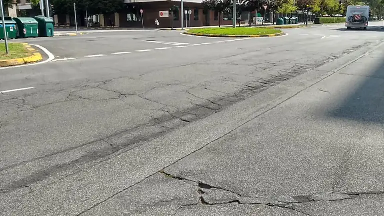 Confluencia de la avenida de Sancho el Fuerte y la calle Fuente del Hierro. AYUNTAMIENTO DE PAMPLONA