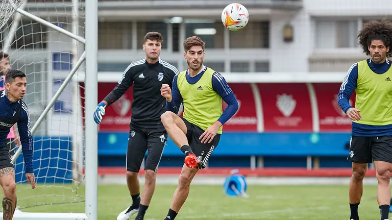 Entrenamiento de los rojillos en las instalaciones de Tajonar. CA Osasuna