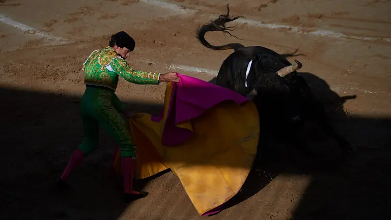 Corrida de toros en Sangüesa con animales de la ganadería de Los Derramaderos para los diestros Sánchez Vara, Esaú Fernández y El Adoureño. MIGUEL OSÉS