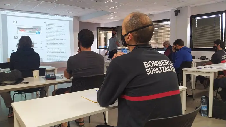 Curso de formación sobre Incendios confinados y ventilación de incendios - GOBIERNO DE NAVARRA