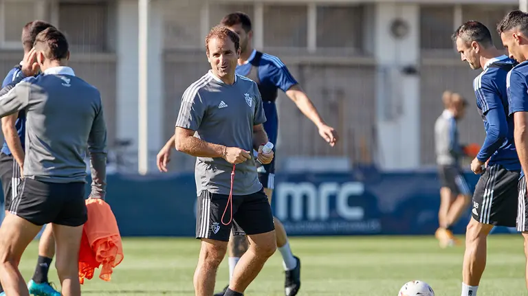 Jagoba Arrasate en Tajonar con sus jugadores. CA Osasuna.