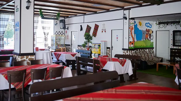 Bar asador Mejana, restaurante de comida búlgara en Ansoain. PABLO LASAOSA