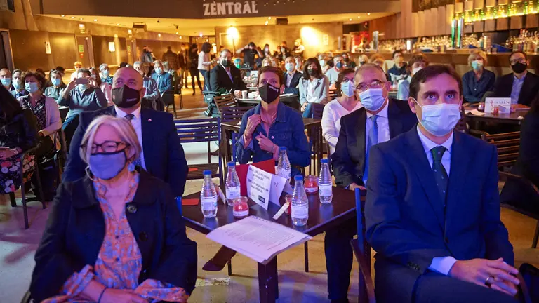 La presidenta de Navarra, María Chivite, participa en la inauguración del acto de celebración del 20º aniversario del Comité de Entidades Representantes de Personas con Discapacidad de Navarra (Cermin). MIGUEL OSÉS