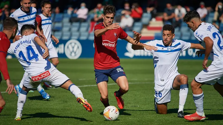 partido amistoso entre Osasuna y Alavés en las instalaciones de Tajonar. MIGUEL OSÉS
