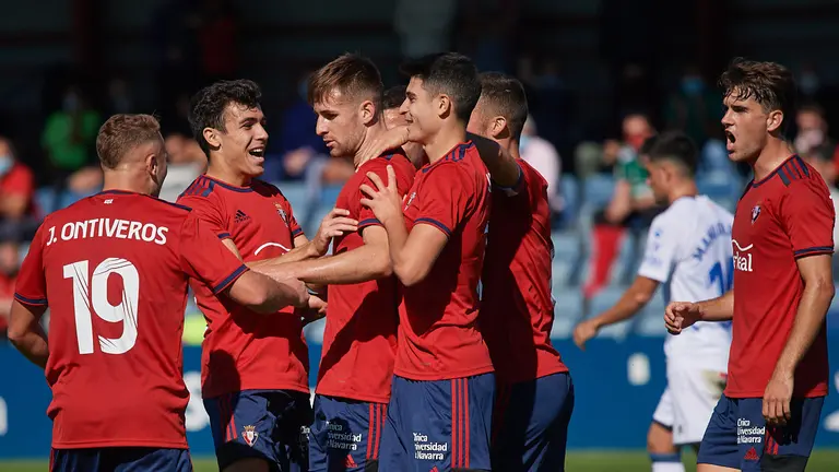 partido amistoso entre Osasuna y Alavés en las instalaciones de Tajonar. MIGUEL OSÉS