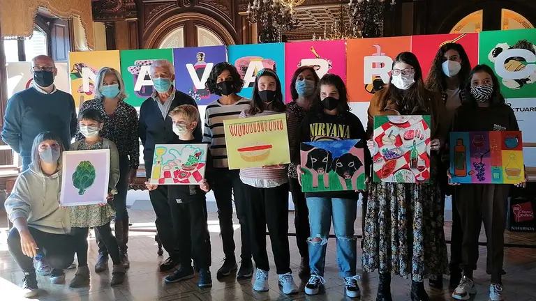 Finalistas, Jurado y Academias del I Concurso de pintura de la Semana del Producto Local. CEDIDA