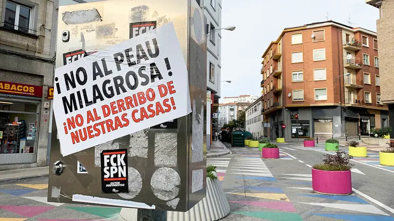 Cartel en el barrio de la Milagrosa. Navarra.com