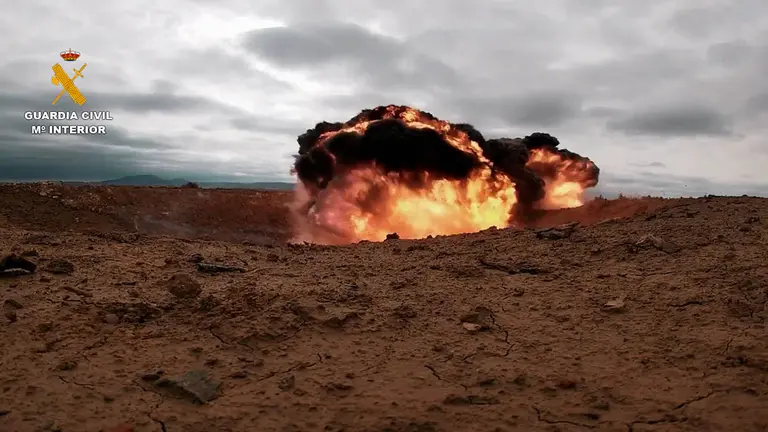Detonación controlada en Navarra. GUARDIA CIVIL