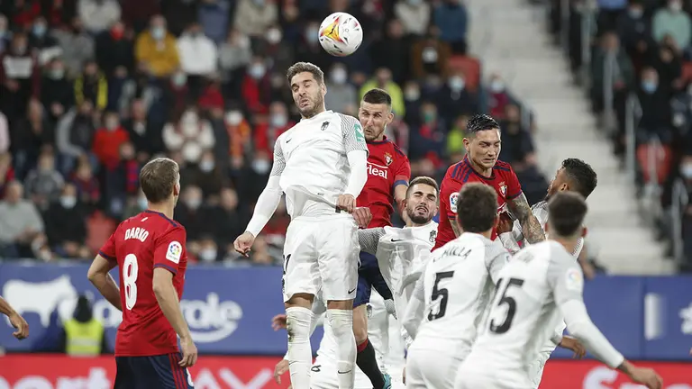 Osasuna se enfrenta al Granada en El Sadar en el primer partido de la décima jornada de La Liga. C.A. OSASUNA