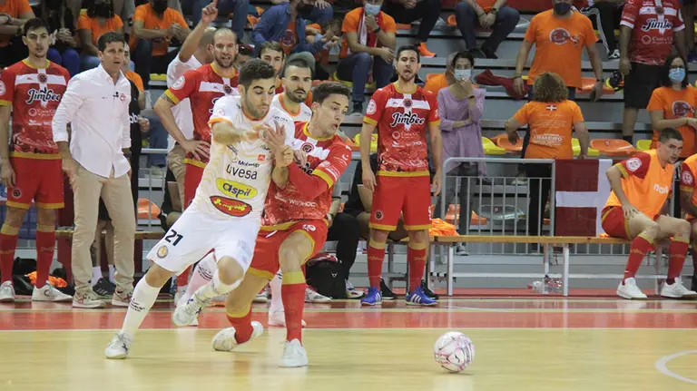 Partido de fútbol sala entre Cartagena y @RiberaNavarraFS.