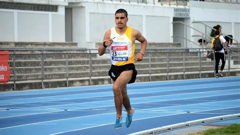 El joven Hamza Bouazzaoui, de 19 años, que ha fallecido tras ser arrollado por un coche en Calahorra. GRUPOEMPLEO ATLETISMO PAMPLONA