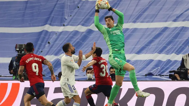 Osasuna se enfrenta al Real Madrid en el Santiago Bernabéu en el partido perteneciente a la undécima jornada de La Liga. EFE