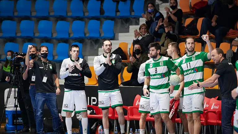 Anaitasuna se enfrenta Cangas del Morrazo en Pamplona. PABLO LASAOSA