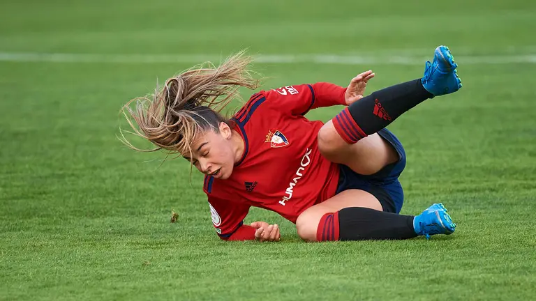 Partido entre Osasuna Femenino y Parquesol Valladolid en las instalaciones de Tajonar. MIGUEL OSÉS