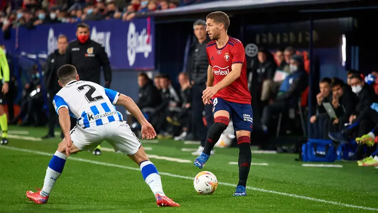 Partido entre Osasuna y Real Sociedad correspondiente a la jornada número 13 disputado en el estadio de El Sadar. MIGUEL OSÉS