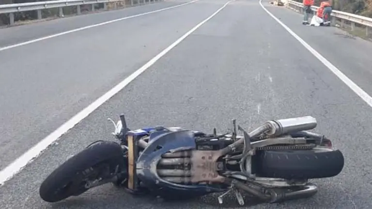 Colisi&oacute;n por alcance entre dos motos en Olite. POLIC&Iacute;A FORAL