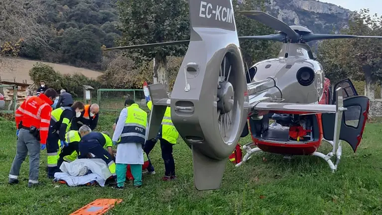 Un operario se rompe la cadera traer caer desde 10 metros en el Monasterio de Iranzu. POLICÍA FORAL
