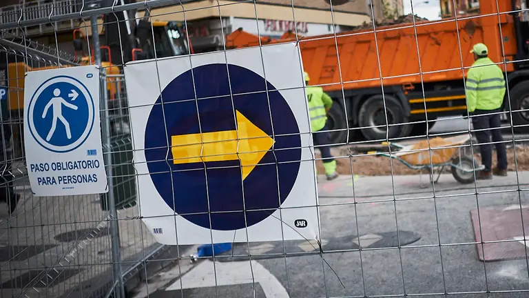 Inicio de las obras en la calle Río Irati de la Milagrosa. PABLO LASAOSA