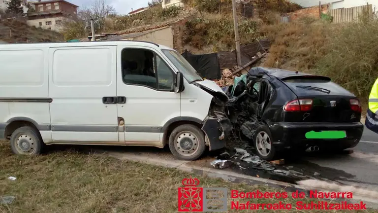 Una persona ha fallecido en un accidente de tr&aacute;fico registrado la NA 6230 a la altura de C&aacute;rcar. BOMBEROS DE NAVARRA
