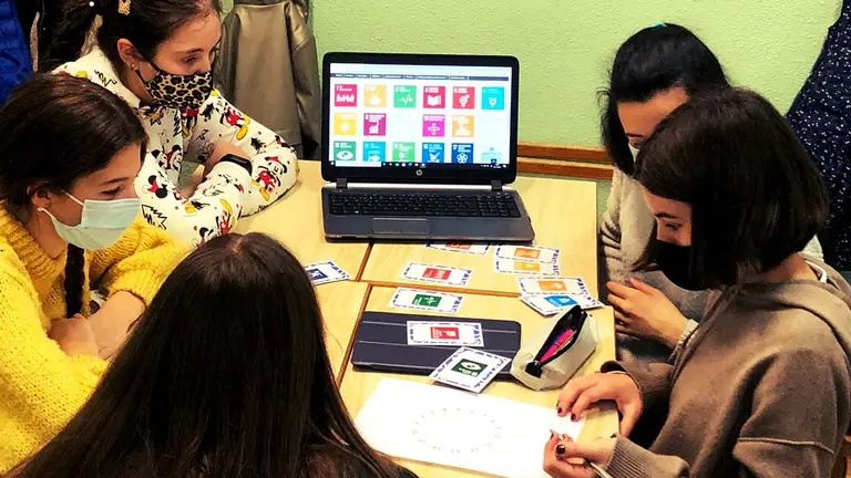 El colegio Vedruna de Pamplona, pionero en España en testar una metodología sueca para impulsar las vocaciones STEM. AIN