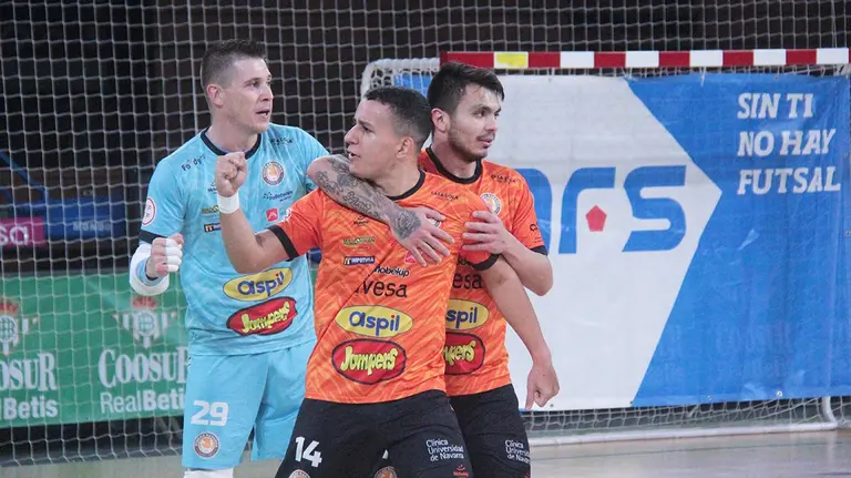 El Ribera Navarra FS sigue celebrando victorias a domicilio. Cedida.