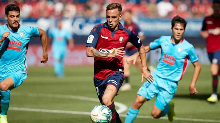 Rober Ibáñez ante el Eibar en El Sadar en agosto de 2019.
Fernando Pidal /  AFP7 /  Europapress