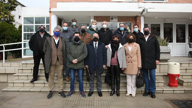 Grupo de los participantes en la presentación. GOBIERNO DE NAVARRA