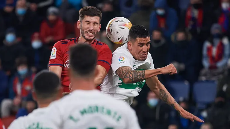 Partido entre Osasuna y Elche correspondiente a la jornada número 15 disputado en el estadio de El Sadar de Pamplona. MIGUEL OSÉS