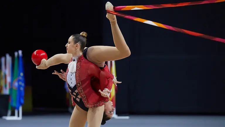 Finales por aparatos del Campeonato de España de Gimnasia Rítmica celebrado en el Navarra Arena de Pamplona. IÑIGO ALZUGARAY