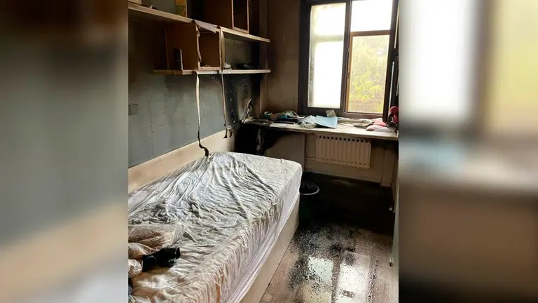 Incendio de una habitaci&oacute;n en el Colegio Mayor Larraona en Pamplona POLIC&Iacute;A MUNICIPAL DE PAMPLONA