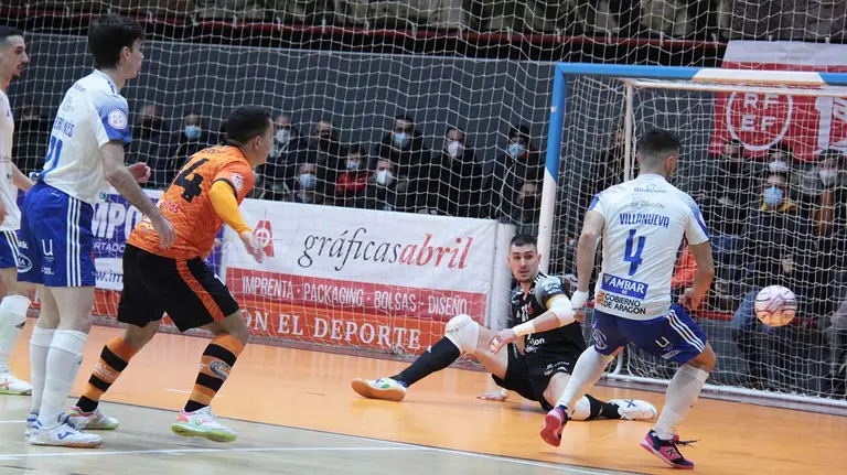 Partido de fútbol sala Ribera Navarra - Sala Zaragoza en Tudela. @RiberaNavarraFS