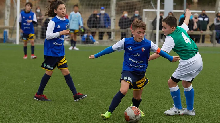 Jornada 5 de la edición XXXIX del Torneo Interescolar de la Fundación Osasuna celebrado en las instalaciones de Tajonar. IÑIGO ALZUGARAY