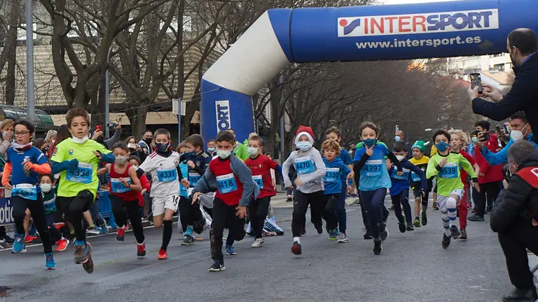 San Silvestre de Pamplona 2021 en categoría Sub 8 Masculino. IÑIGO ALZUGARAY