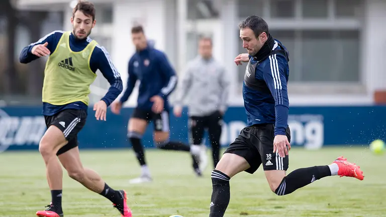Partidillo de entrenamiento en las instalaciones de Tajonar. CA Osasuna.