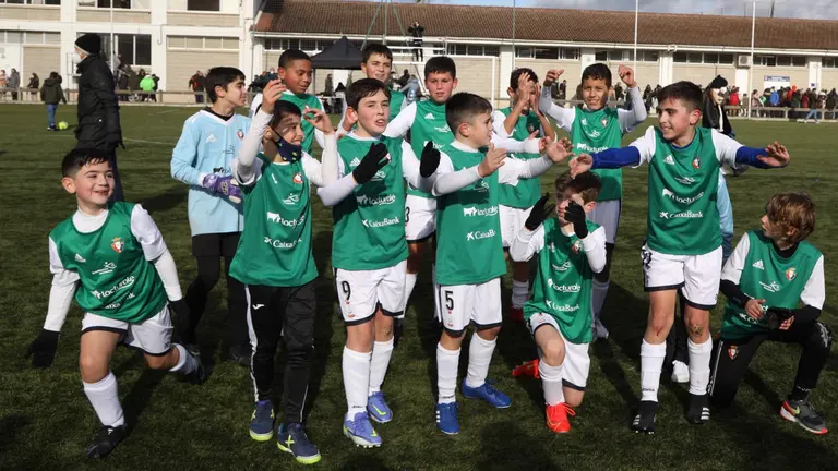 El equipo Juan Bautista irurzun se proclama campeón del Interescolar en Tajonar. IÑIGO ALZUGARAY