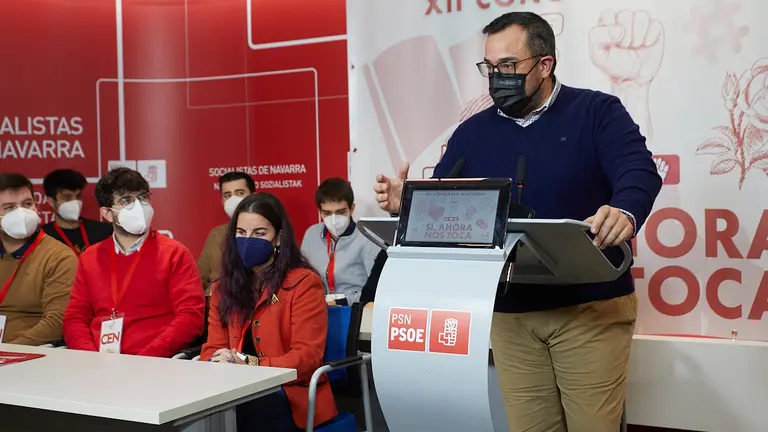 Clausura del XII Congreso de Juventudes Socialistas de Navarra con la presencia de Víctor Camino, secretario general de las Juventudes Socialistas de España, Javier Remírez, vicepresidente y consejero del Gobierno de Navarra y Kevin Lucero, secretario general de JSN. IÑIGO ALZUGARAY