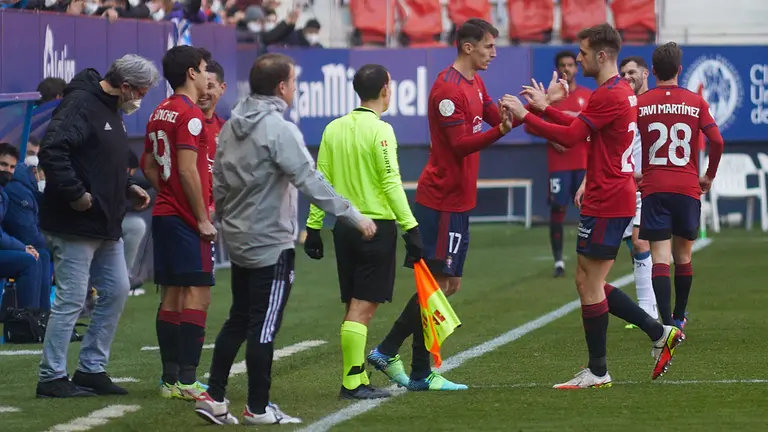 Partido amistoso entre Osasuna y Alavés disputado en el estadio de El Sadar. IÑIGO ALZUGARAY