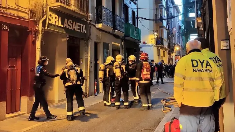 Miembros de DYA Navarra en la calle Jarauta. DYA NAVARRA