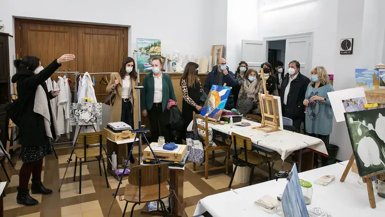 El Centro Comunitario de Chantrea estrena nueva imagen tras la reforma y la adquisición de nuevo material. AYUNTAMIENTO DE PAMPLONA