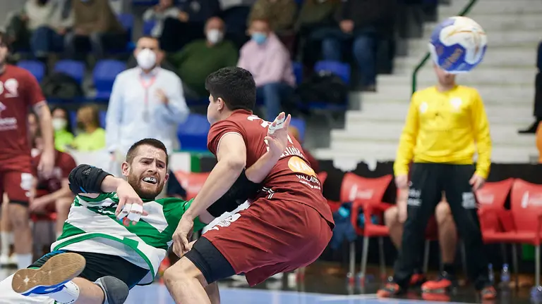 El Anaitasuna se enfrenta al Valladolid en Pamplona en la vuelta de la Copa del Rey. PABLO LASAOSA