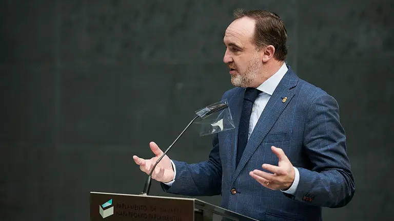 Javier Esparza, de Navarra Suma, en el Parlamento. PABLO LASAOSA