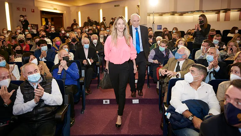 Cayetana Álvarez de Toledo presenta su libro 'Políticamente indeseable' en Pamplona. PABLO LASAOSA