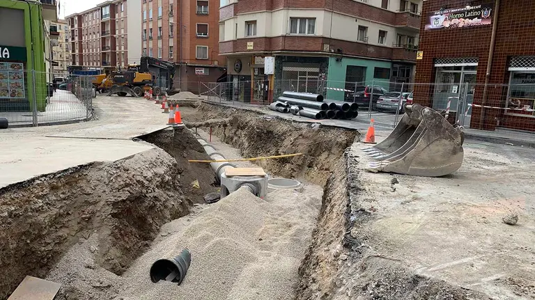La calle Rio Urrobi en su conexión con Manuel de Falla en la Milagrosa. Navarra.com