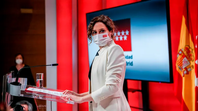 La presidenta de la Comunidad de Madrid, Isabel Díaz Ayuso, en una rueda de prensa en la Real Casa de Correos - Ricardo Rubio - Europa Press - Archivo
